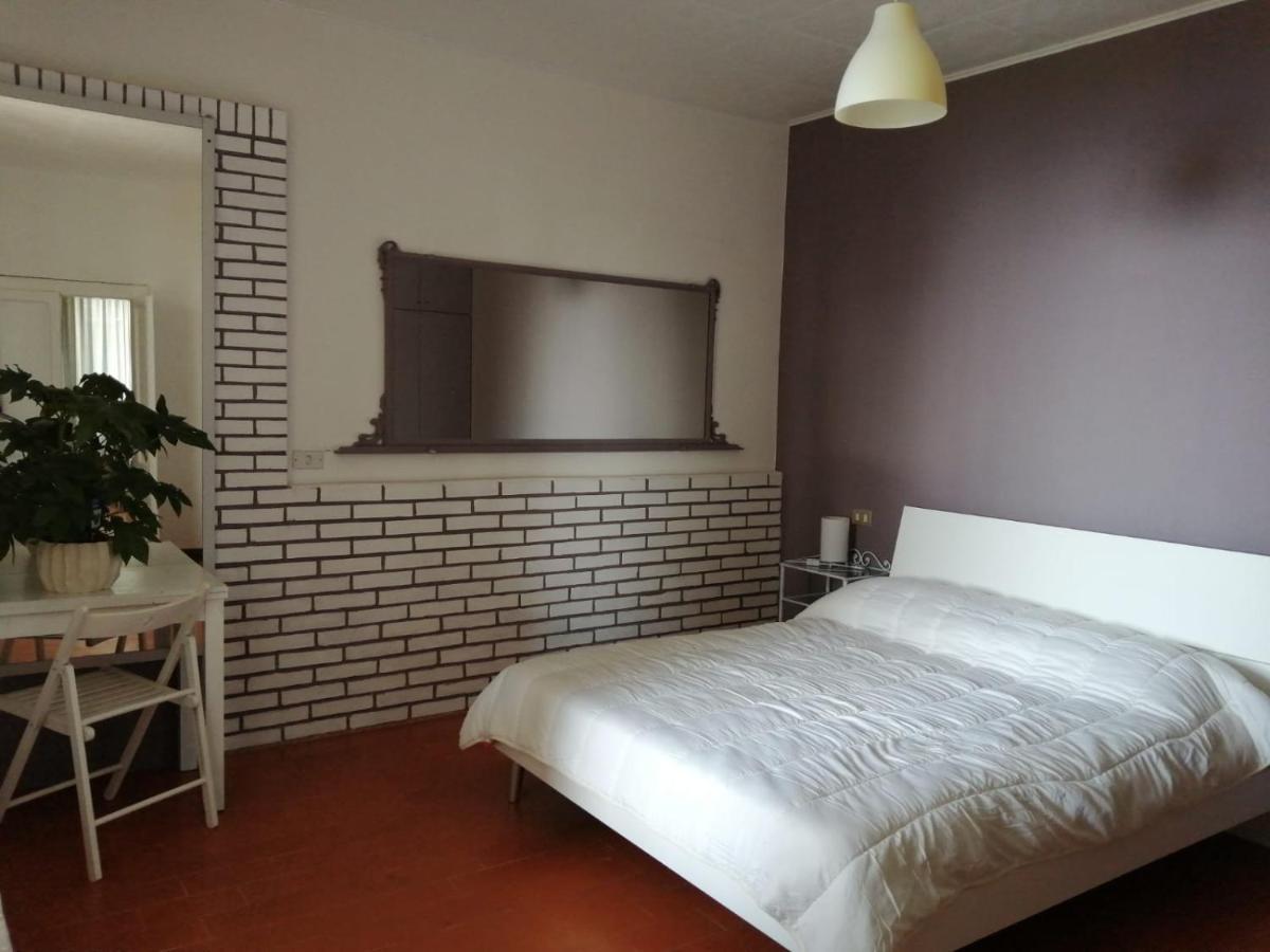 Cascina Aurora Apartamento Moniga del Garda Exterior foto